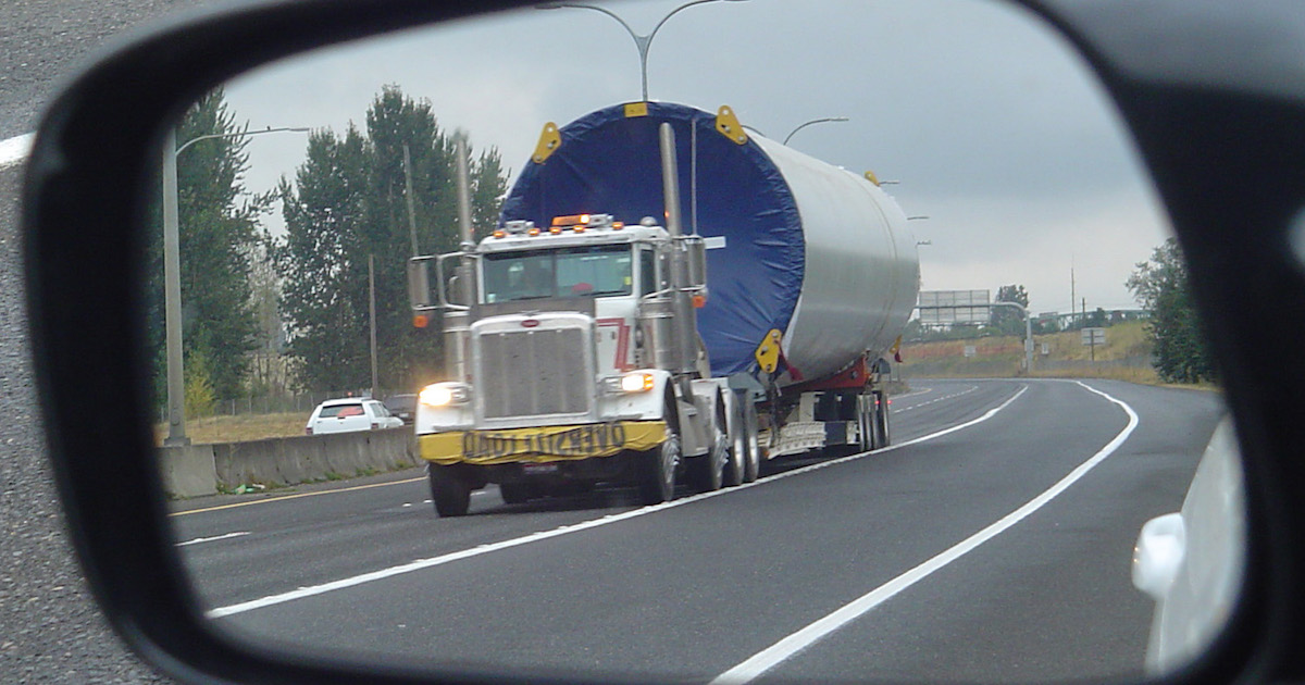 oversized load, a truck safety issue